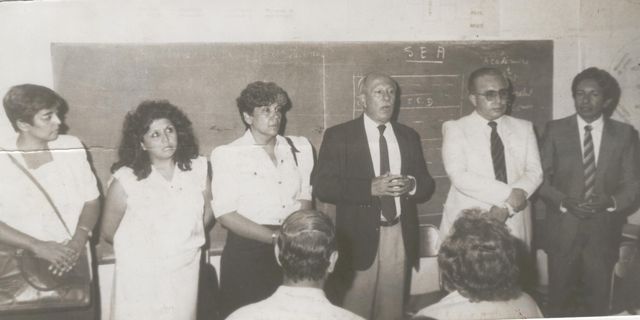 En una escuela con el Ministro Isauro Molina (1er Ministro de Educación de Catamarca) y dirigentes gremiales de ATECA.